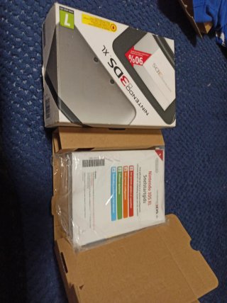 Caja Nintendo 3DS XL Gris