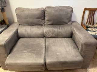 Sofá 2 plazas gris