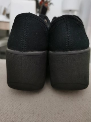 Deportivas Victoria Lona Plataforma Negras