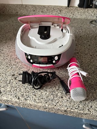 Reproductor Karaoke Daewoo Rosa y Blanco