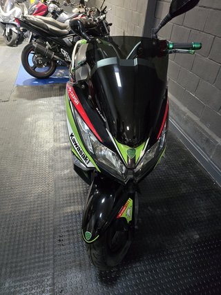 KAWASAKI J300 2013 46.000KM MUY CUIDADA