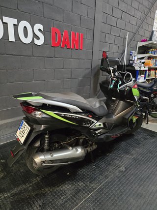 KAWASAKI J300 2013 46.000KM MUY CUIDADA