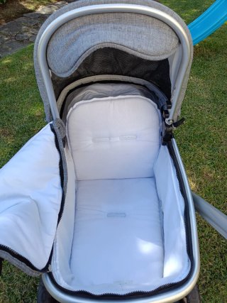 Carro bebé: capazo, silla y huevo
