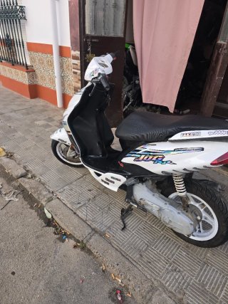 Yamaha Jog RR Scooter