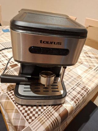 Cafetera Taurus Mercurio  20bares 1.5litros