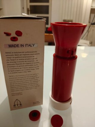 Pompa Sottovuoto Manuale Takaje "Tre Spade" Rossa/