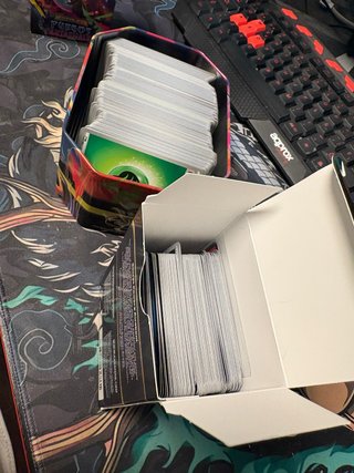 110 Cartas Pokémon Holo/Reverse