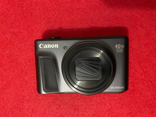 Canon SX720 HS Wifi 40x Zoom + 64GB SD + Funda