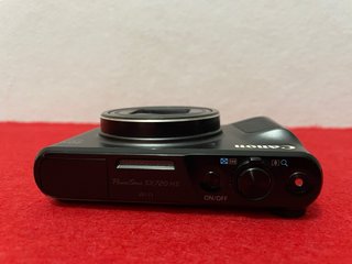Canon SX720 HS Wifi 40x Zoom + 64GB SD + Funda