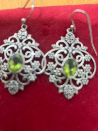 Pendientes Plata Filigrana Piedra Verde. No envio