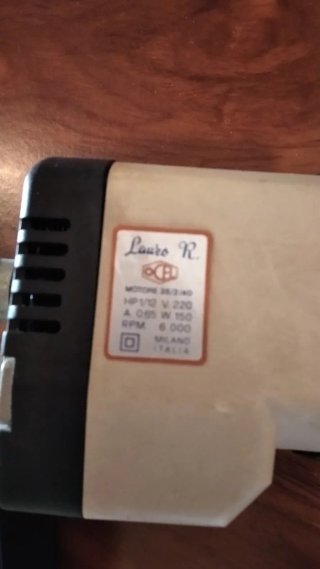 Motor máquina de coser  con pedal y goma