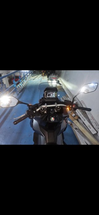 Honda X-ADV 750 - Scooter Maxi Automática