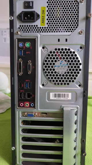 Torre PC Sobremesa Negra. Pentium G4400.8gb.120SSD