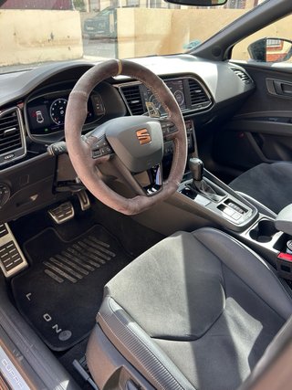 SEAT Leon cupra 2019