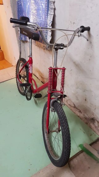 Bicicleta GAC Motoreta Roja