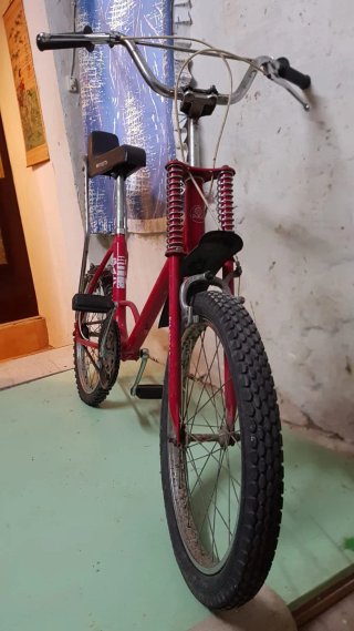 Bicicleta GAC Motoreta Roja