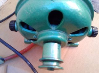ANTIGUO MOTOR IDEAL PROYECTOS DE BRICOLAJE 220 V