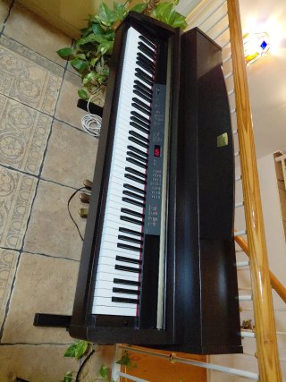Piano Digital Yamaha Clavinova CLP-120
