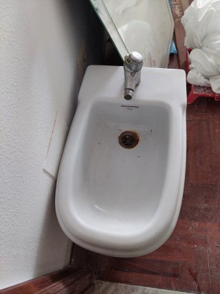 Bidé blanco
