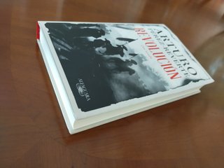 Libro - Revolución de Arturo Pérez-Reverte