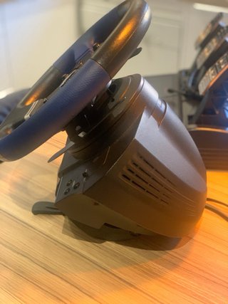 Volante Thrustmaster T150 Pro PS4 -PS5 y PC.