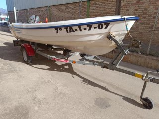 Barco Quicksilver 360 con remolque