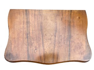 Coppia comodini Chippendale noce anni '50