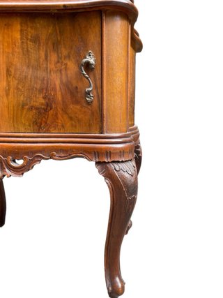 Coppia comodini Chippendale noce anni '50