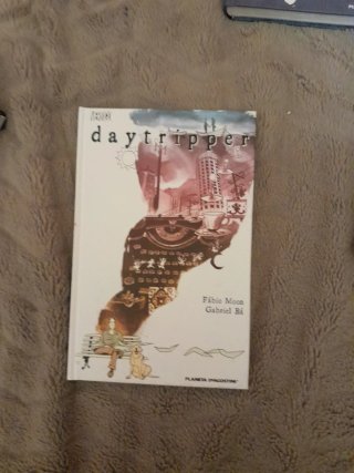Comics  II. Precio de 10 y más