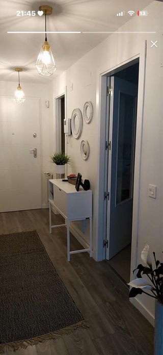 Mueble recibidor blanco metal y madera