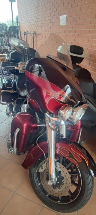 Harley Davidson CVO Ultra Limited Screaming Eagle