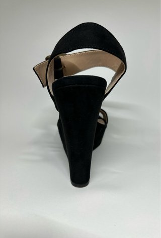 Sandalias de cuña negras de ante