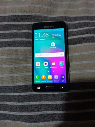 Samsung Galaxy A3 Nero