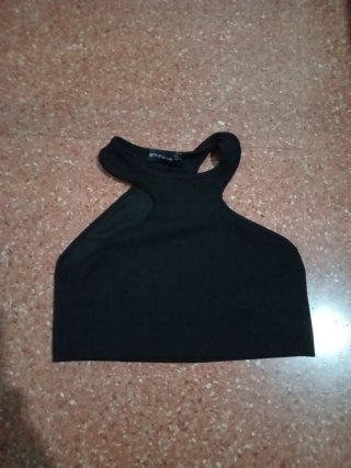 Top Negro PrettyLittleThing Talla S