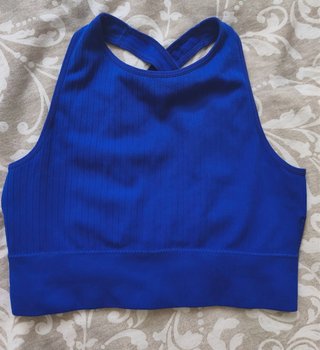 Top deportivo azul