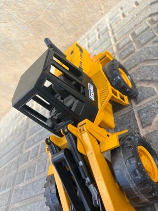 Tractor de juguete Bruder