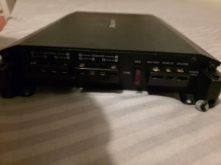 Amplificador Alpine