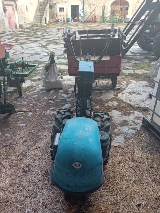 Motocultor BCS con remolque y fresadora