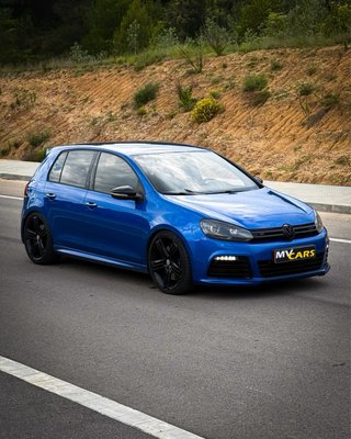 Volkswagen Golf R20 DSG