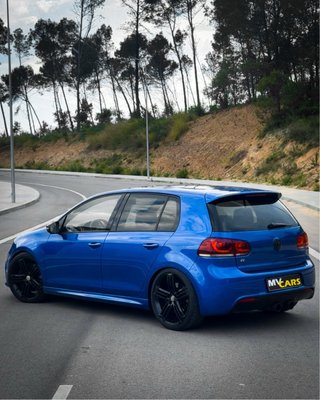 Volkswagen Golf R20 DSG