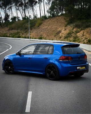 Volkswagen Golf R20 DSG