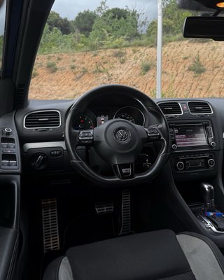 Volkswagen Golf R20 DSG