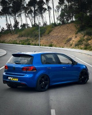 Volkswagen Golf R20 DSG