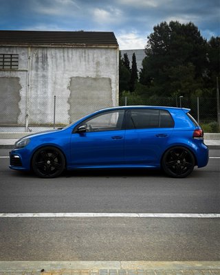 Volkswagen Golf R20 DSG
