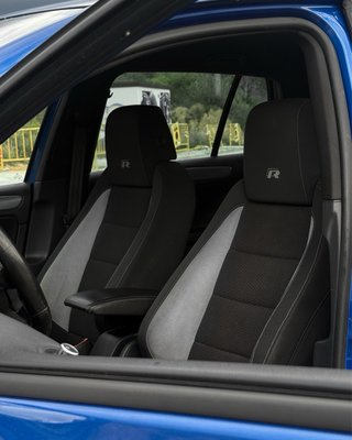Volkswagen Golf R20 DSG