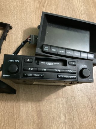 Pantalla Toyota Land Cruiser 120