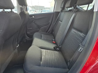 Peugeot 208 2016