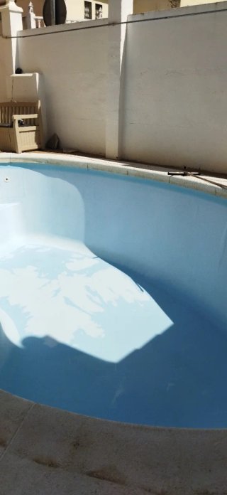 Limpiar todos tipo dé piscina de Fibra y obras