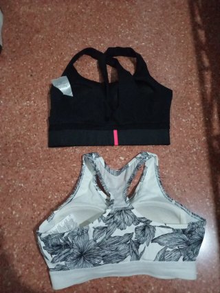 Lote 2 Tops deportivos Asics y USA Pro talla xs