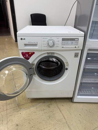 Lavadora LG y Frigorífico Beko